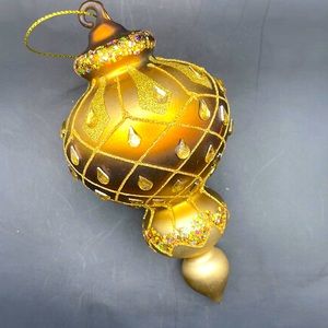 Beautiful Gold ornament.